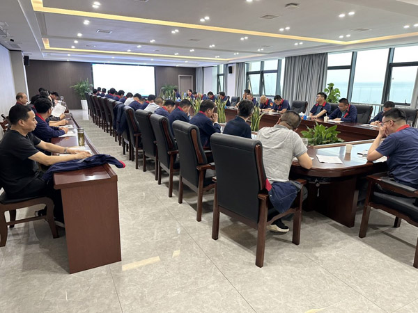 公司召開安全、環(huán)保、職業(yè)衛(wèi)生工作會(huì)議 